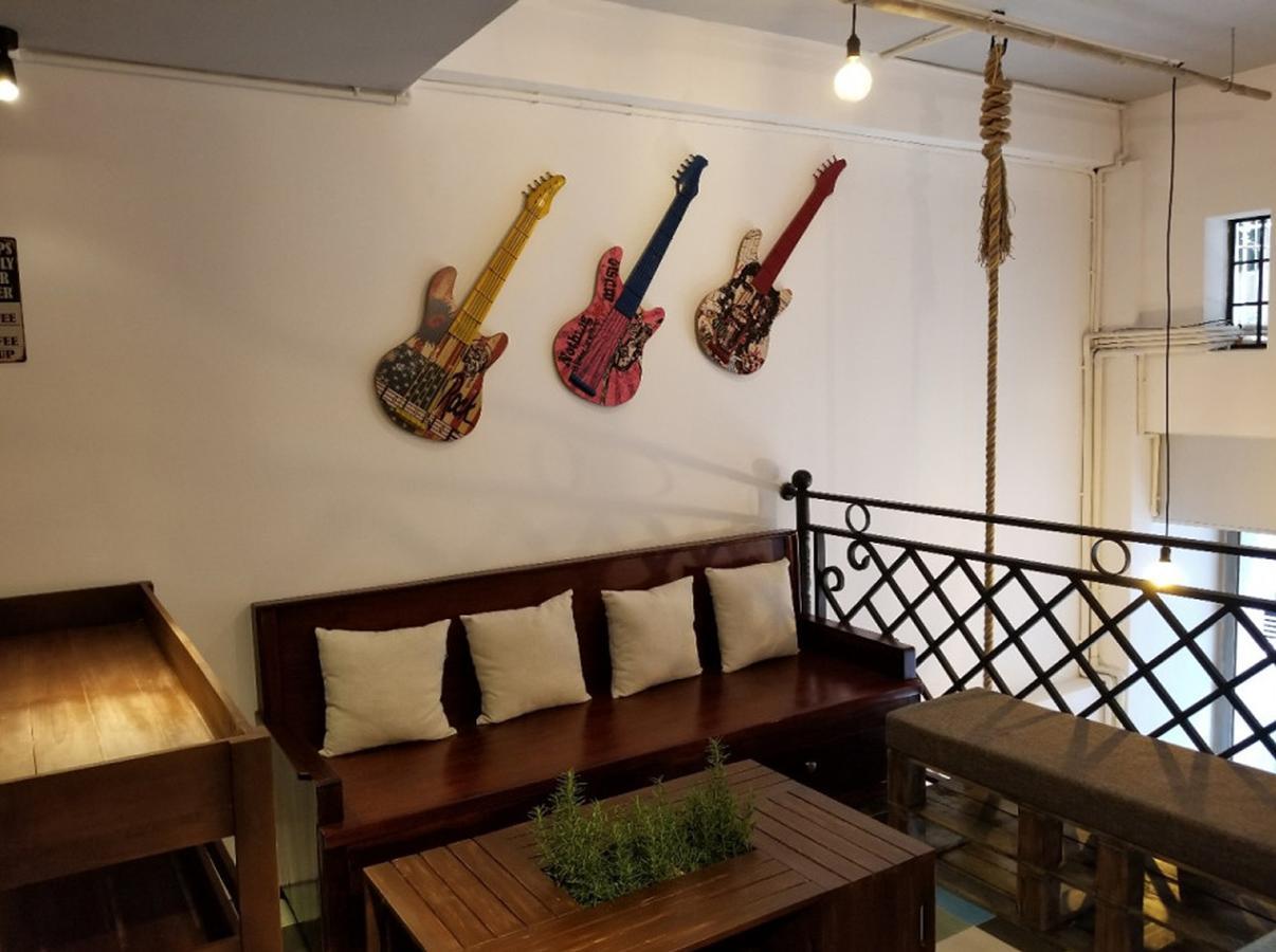 Timemark Travel Homestay & Hostel Thành Pho Ho Chí Minh Esterno foto