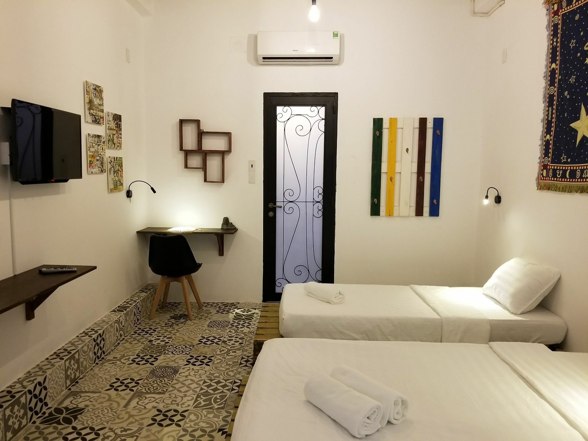 Timemark Travel Homestay & Hostel Thành Pho Ho Chí Minh Esterno foto