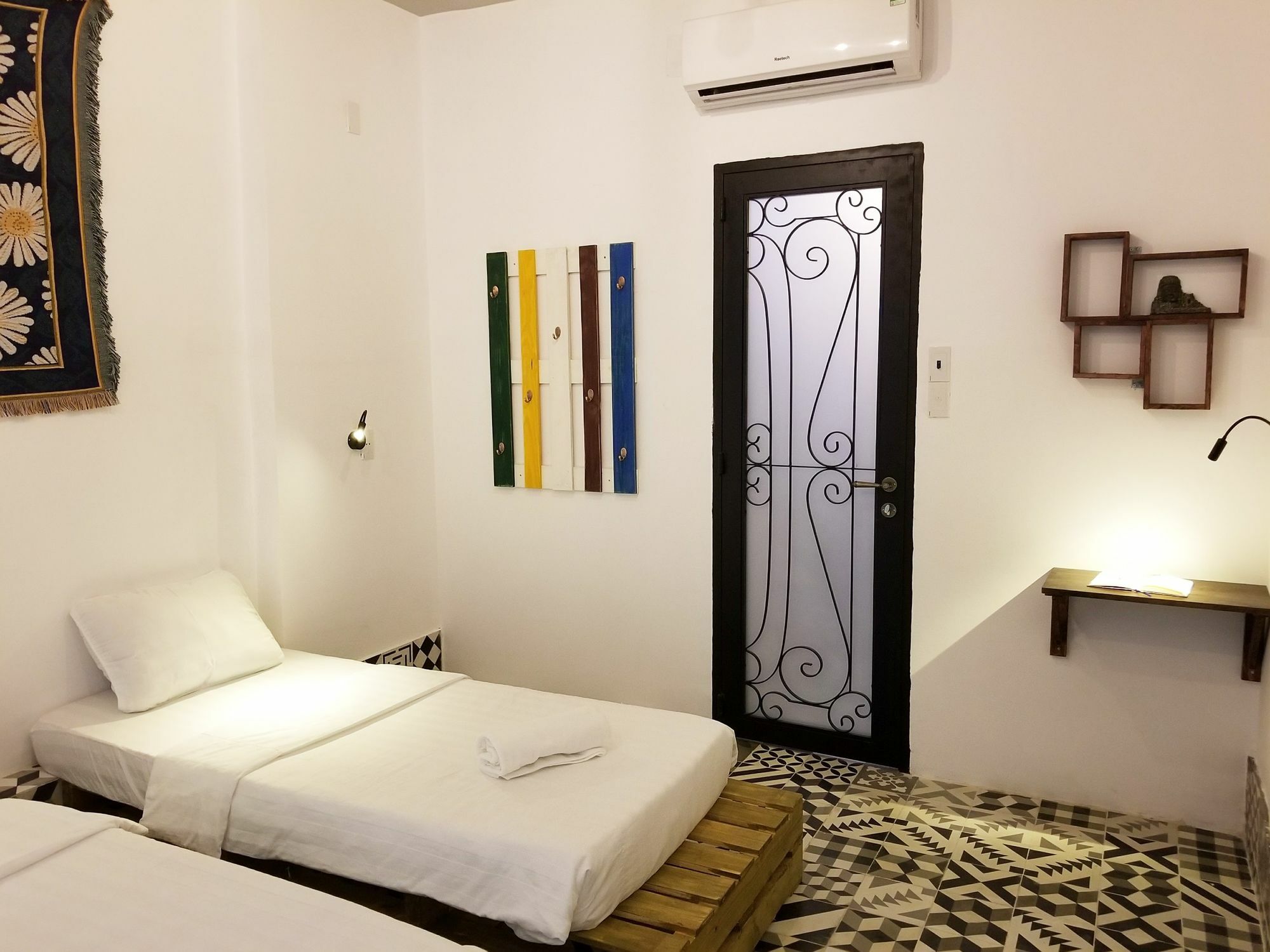 Timemark Travel Homestay & Hostel Thành Pho Ho Chí Minh Esterno foto